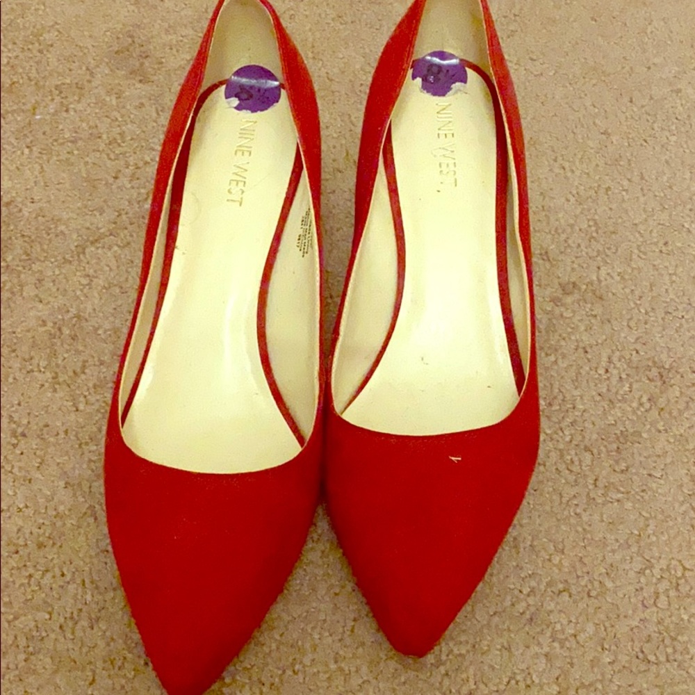 Red velvet Nine West